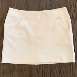 DIANE von FURSTENBERG white mini skirt